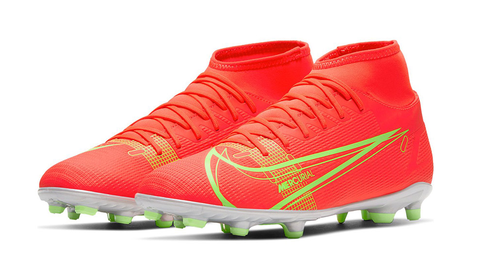 Chuteira Nike Mercurial Superfly 8 Club (campo)